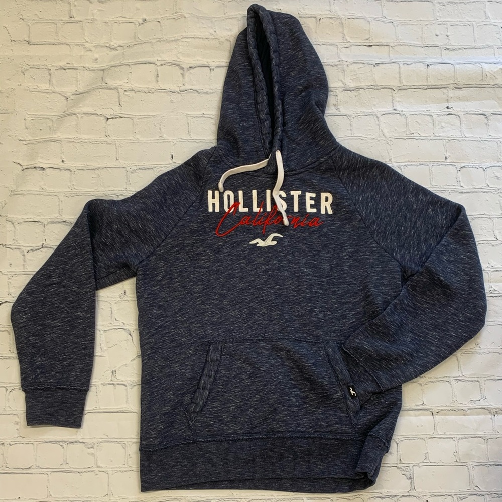 •Unisex hollister hoodie